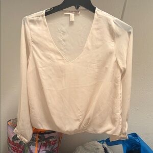 Forever 21 Soft Cream V-Neck Blouse